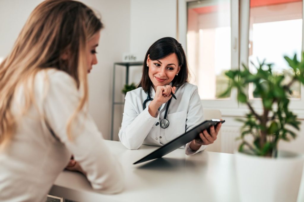 Doctor-explaining-vitamin-D-deficiency-to-a-patient.